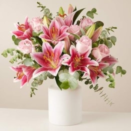 Flower Delivery Pink Lily